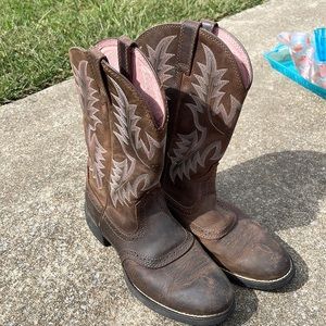 Ariat 7.5 boots